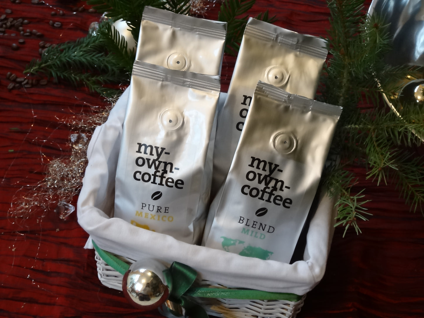 Weihnachts-Geschenkkörbchen milder Kaffee 4x250g