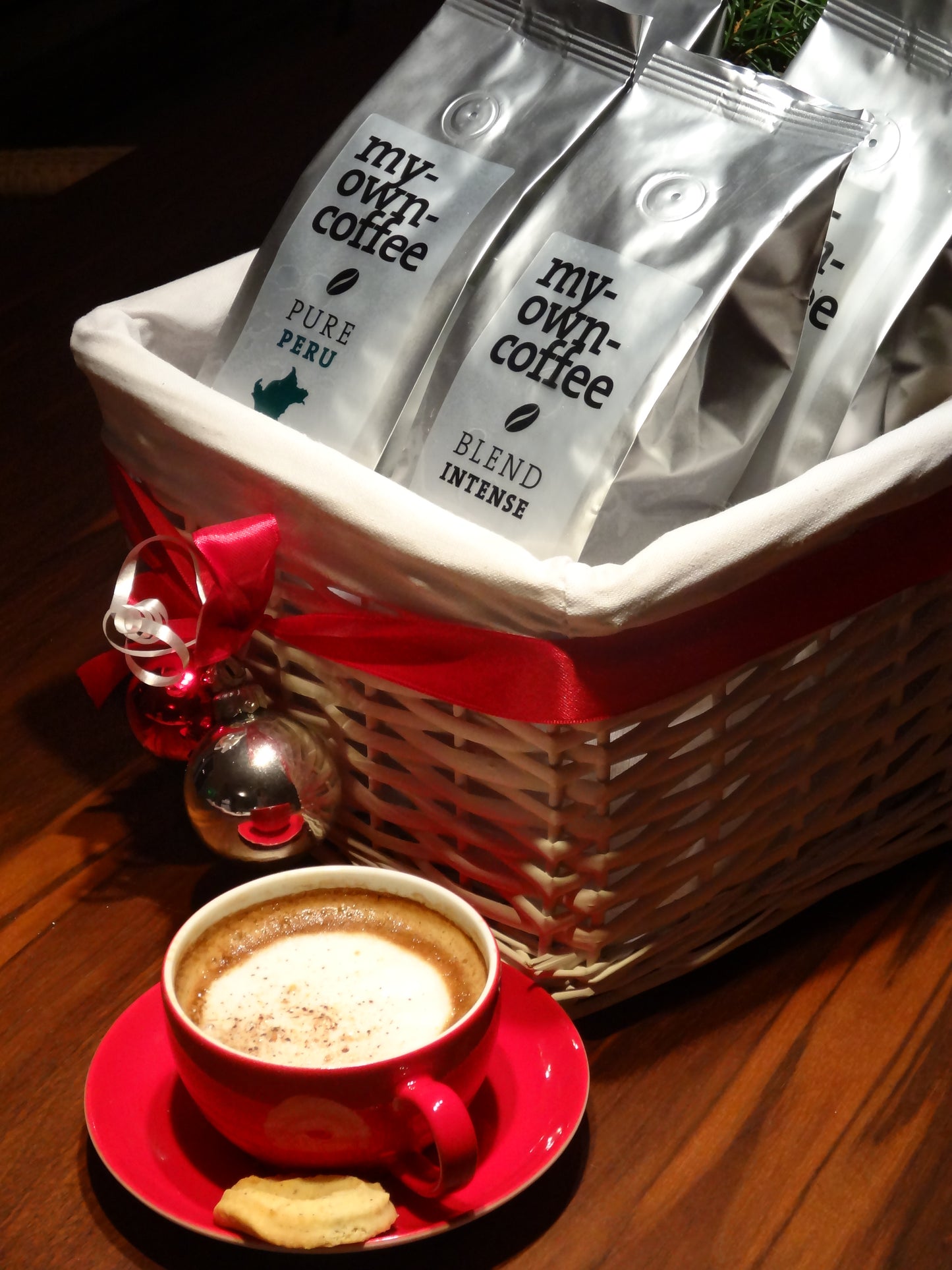 Weihnachts- Geschenkkörbchen mittelkräftig - 4x250g Kaffee